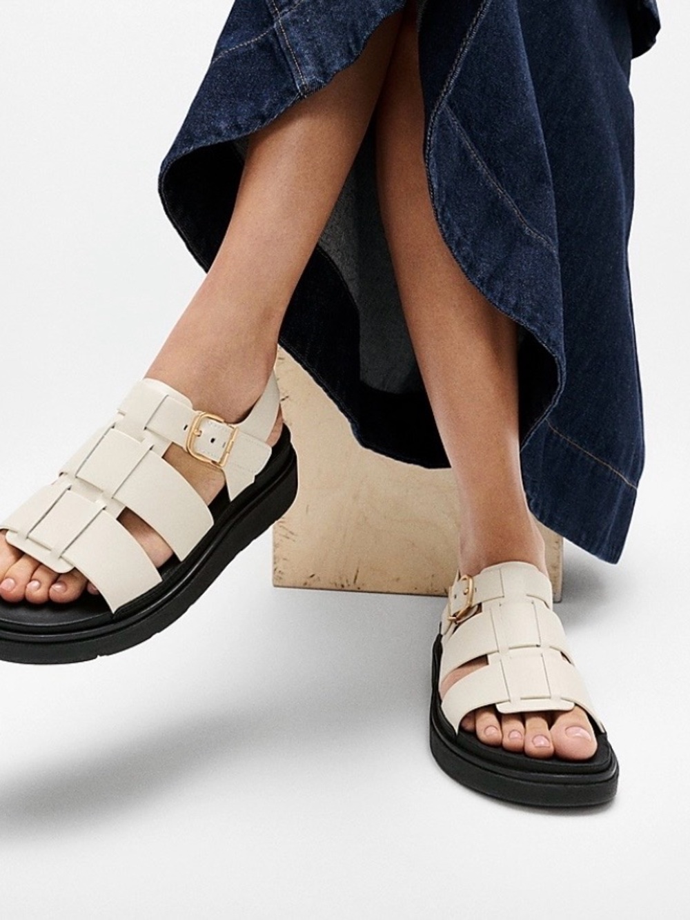 FitFlop GEN-FF Leather Fisherman Sandals